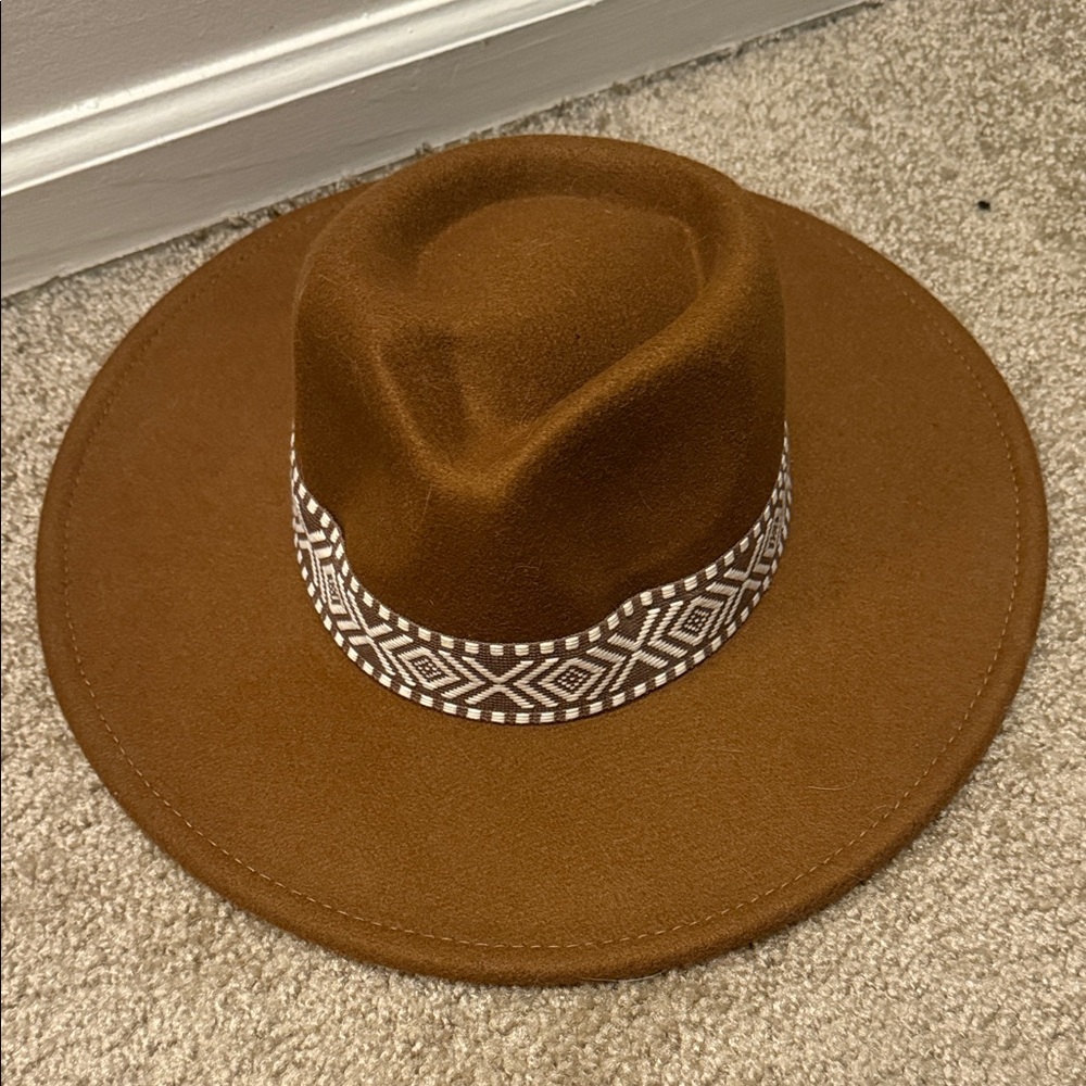Geometric Fedora